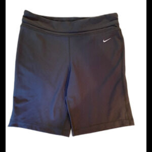 Nike Dark Gray Size Medium Womens Dry Fit Athleticwear Shorts 4 working out Yoga